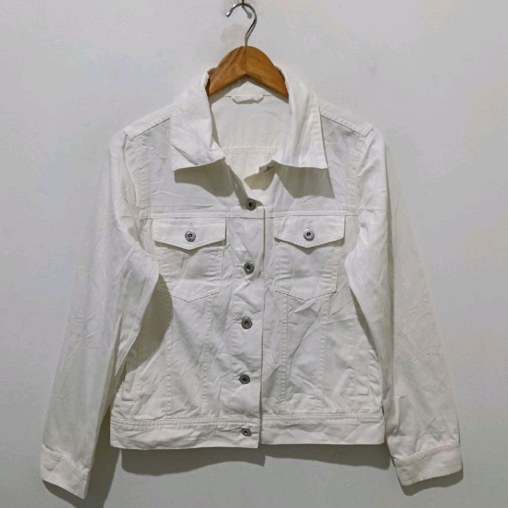 UNIQLO GU Trucker Denim Jacket