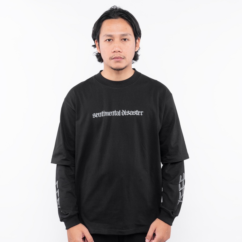 DISCATE SSST SUPER SENTIMENTAL SECRET THEORY X MATERNAL DISASTER KAOS LENGAN PANJANG T-SHIRT LONG SL