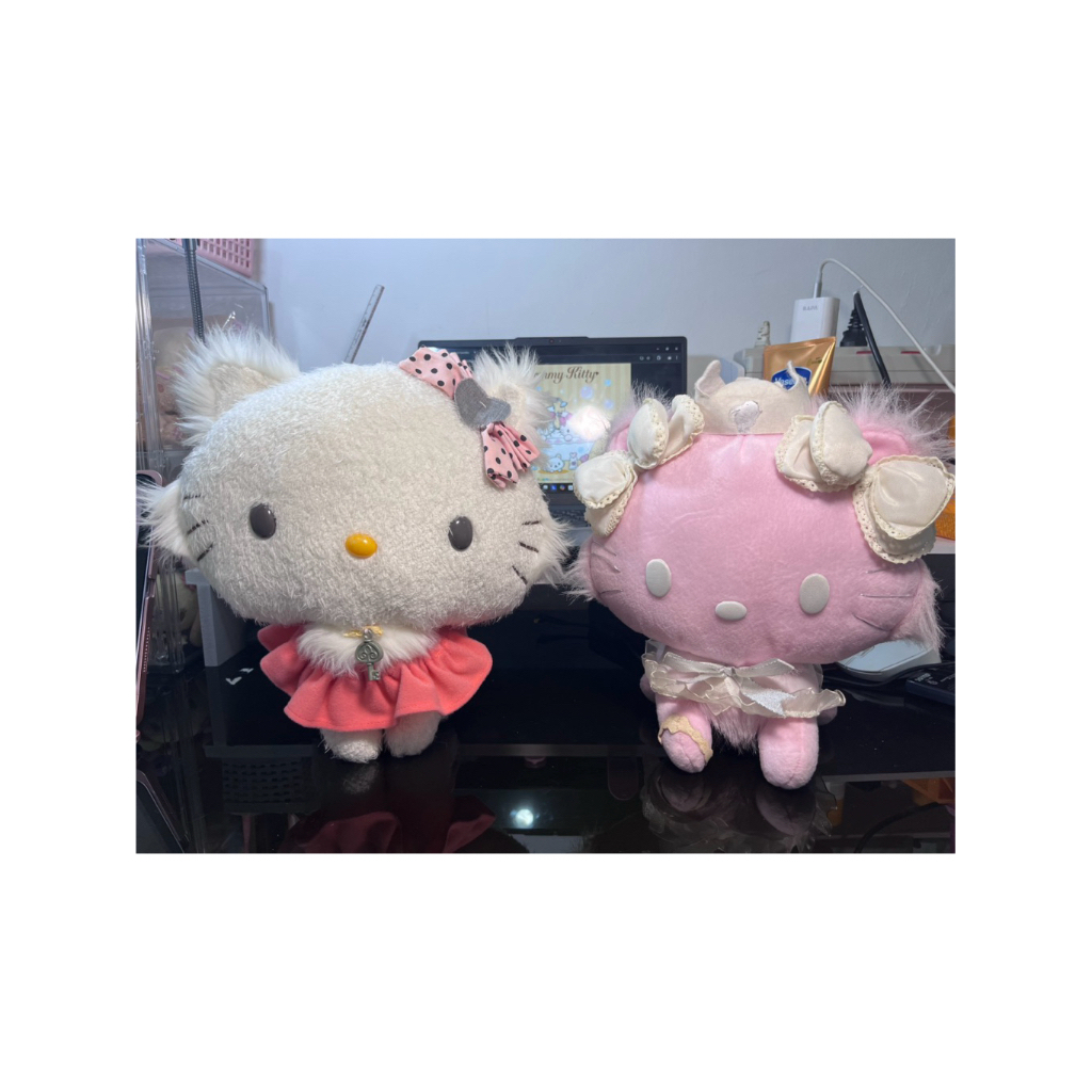 Vintage prelove collection charmmy kitty & honeycute sanrio plush