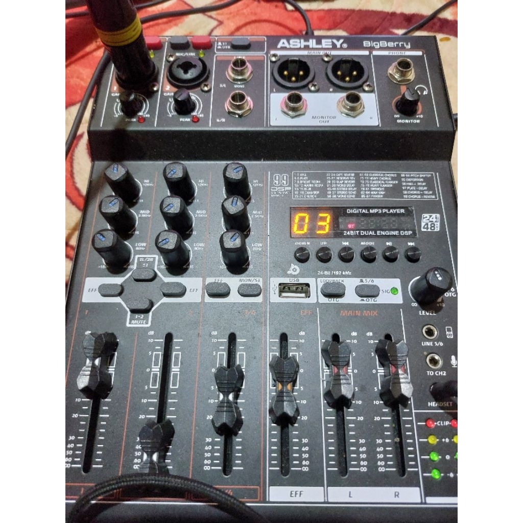 Paket live || mixer ashley bigberry || mic betavo || otg ugreen || kabel mic ashley