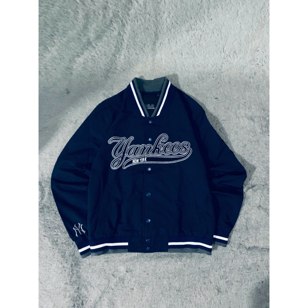 VARSITY MLB YANKES