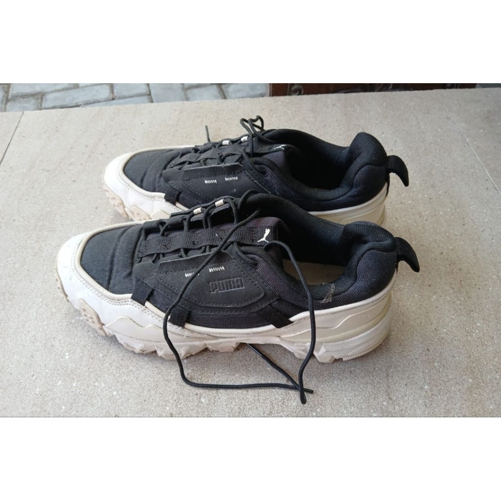Sepatu PUMA Trailfox Overland - Preloved