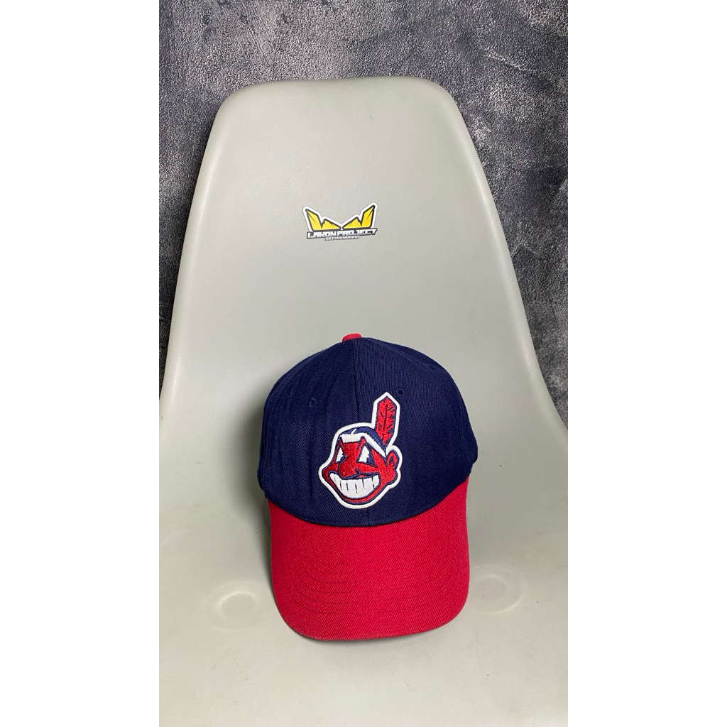 Topi MLB Indians Logo Caps Setelan