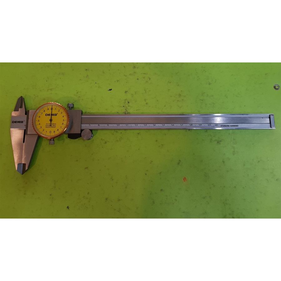 sigmat dial caliper 15 cm Merk DEKKO