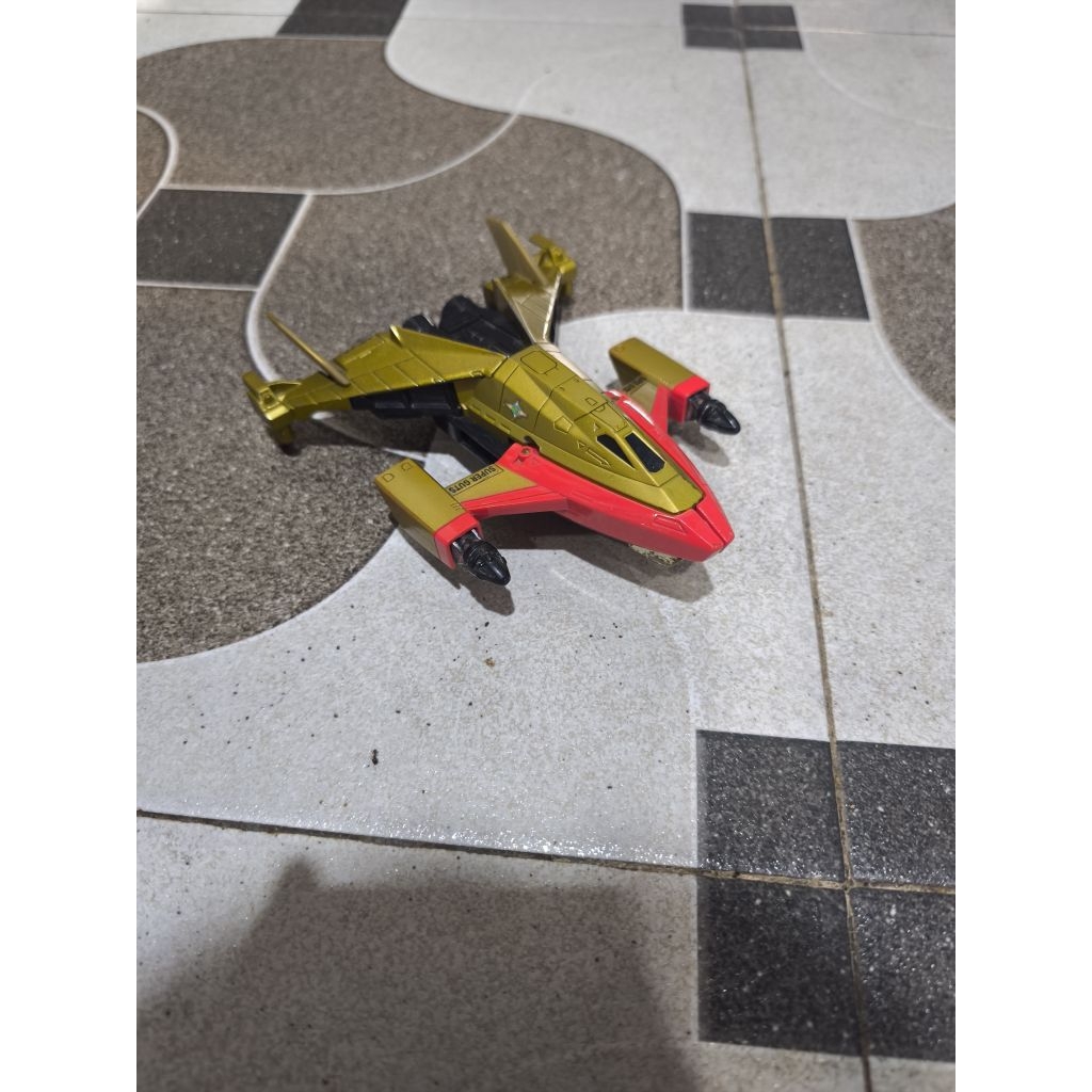 DX SUPER GUTS EAGLE ALFA SUPERIOR GOLD BANDAI