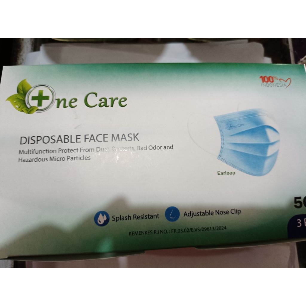 Masker medis 1 kotak isi 50 lembar