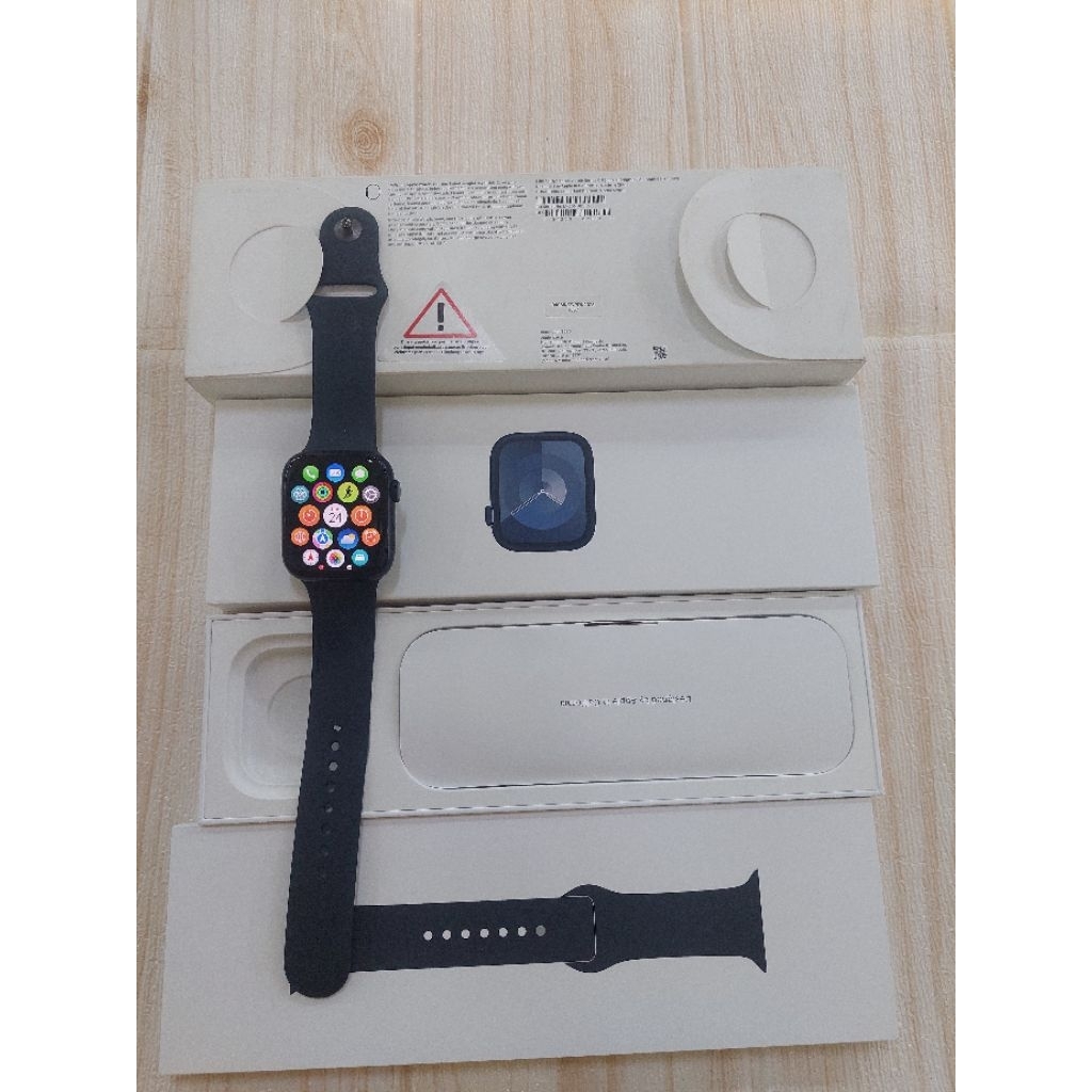 Apple Watch Series 9 45mm Second Resmi ibox