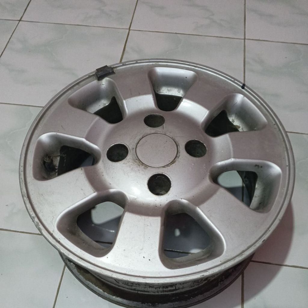 velg Toyota kijang kapsul lsx LSX 2001 2002 original orisinil copotan