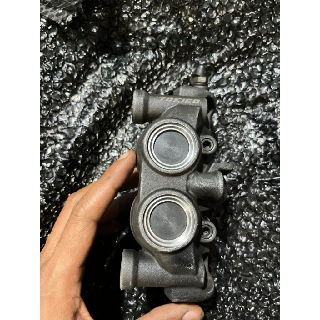 Kaliper tokico kacamata