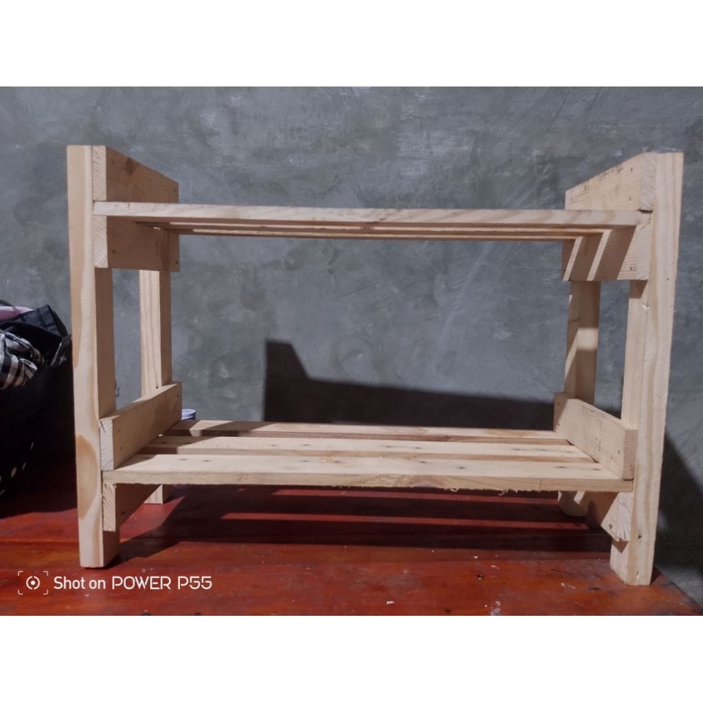 rak kayu jati belanda