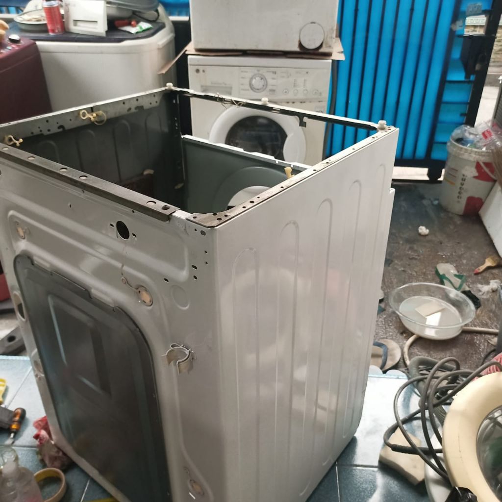 body mesin cuci LG wd m 8070 td