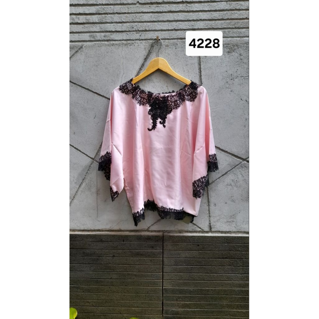 Atasan Blouse semi Kebaya by Luire  allsize LD 120 NEWW