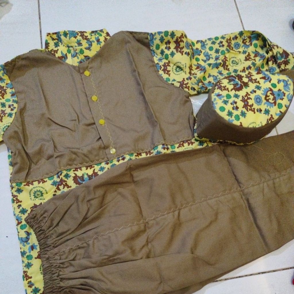 NEW SETELAN BAJU SERAGAM batik TK AISYIYAH JAWA TIMUR JATIM ori ukuran 4 baju muslim anak laki peci 