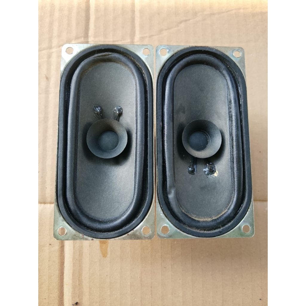 SPEAKER POLYTRON SEPASANG BEKAS