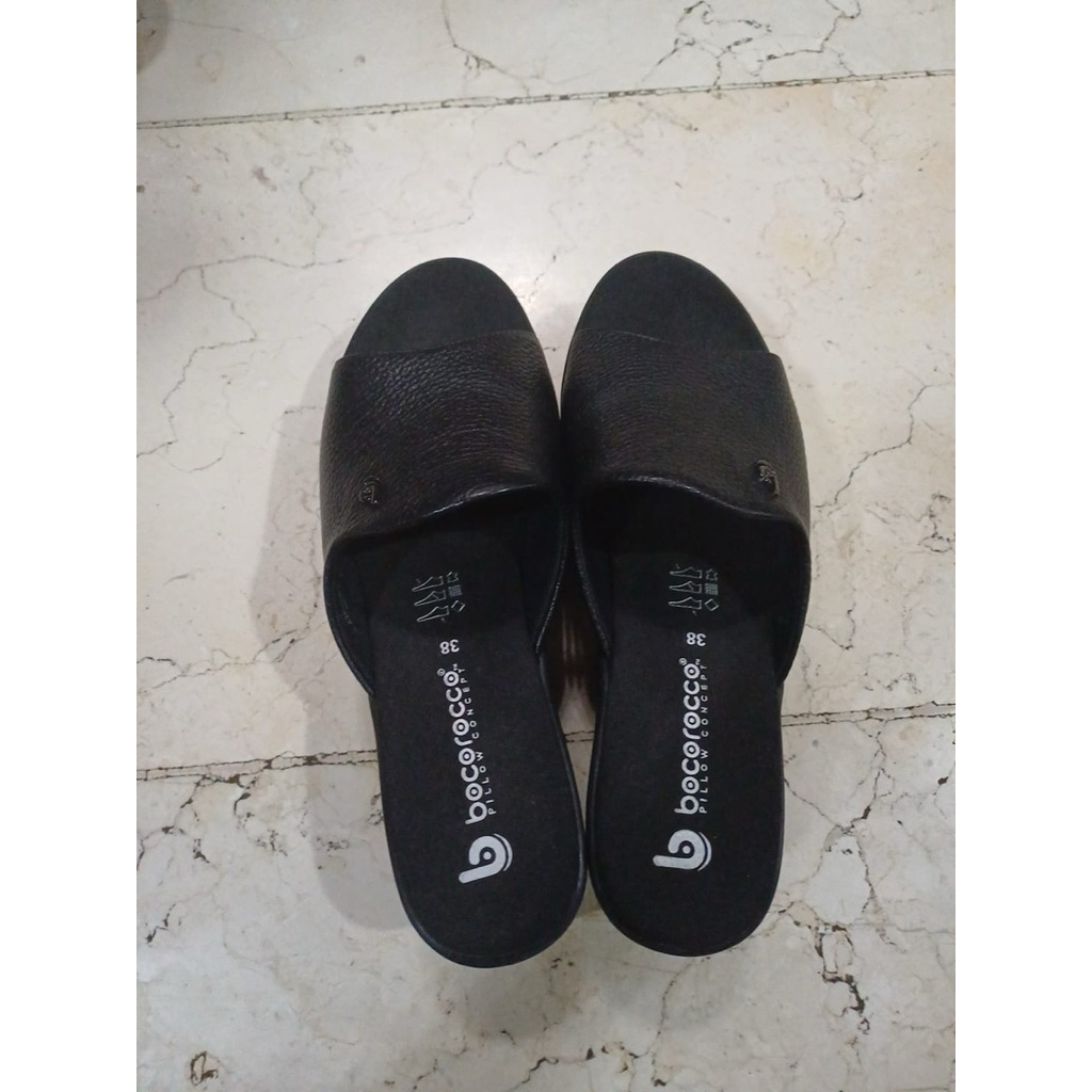 (BOOKED) Preloved Sepatu Wedges Bocorocco