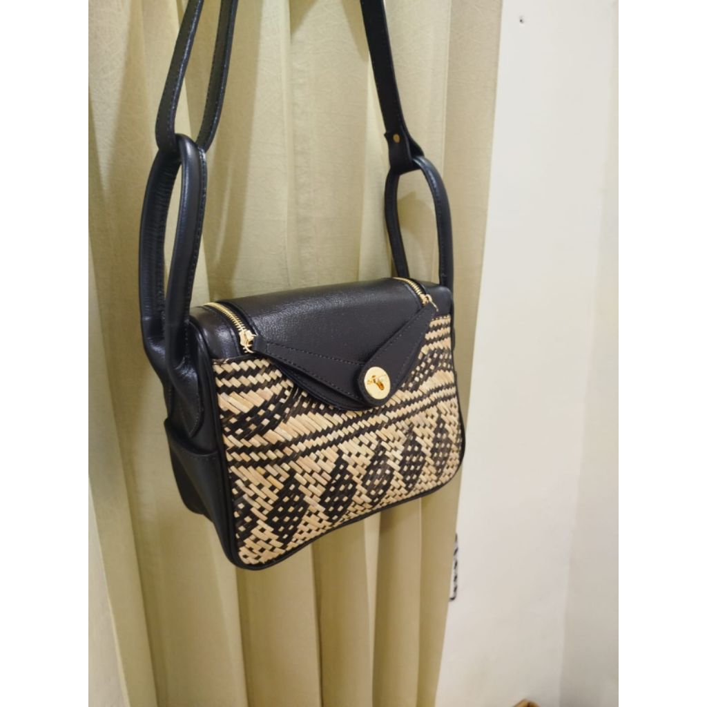TAS LINDI MIX ROTAN