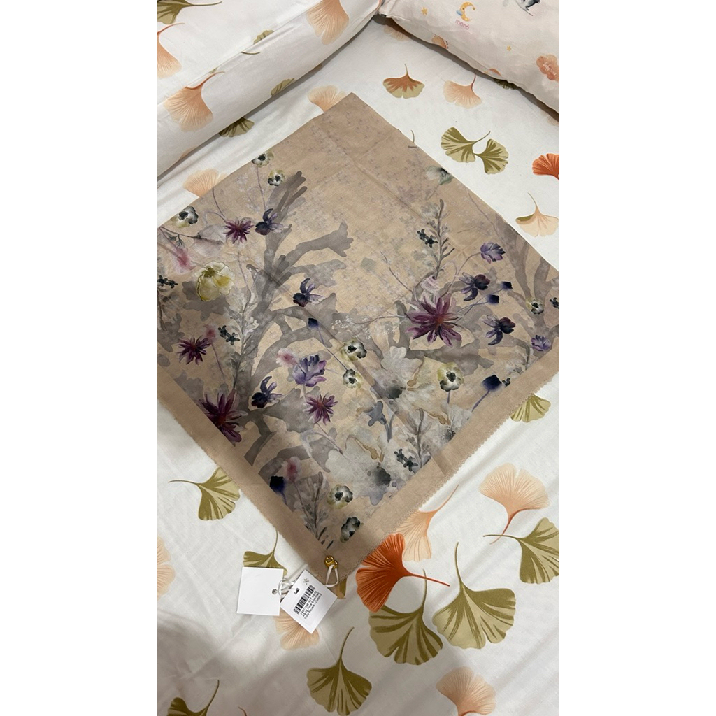 as is fiore buttonscarves