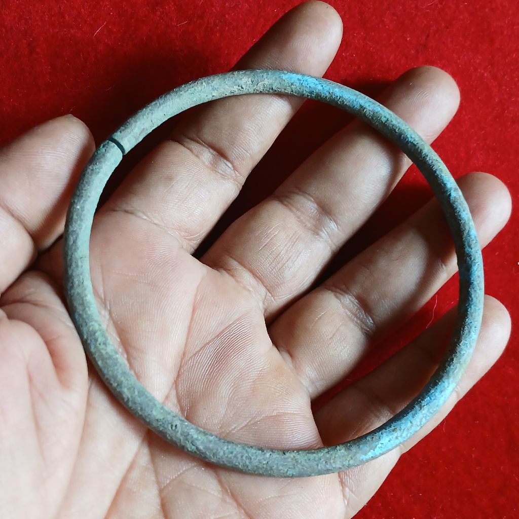 Koleksi Temuan Galian Tanah Gelang Perunggu KUNO KaBudhan