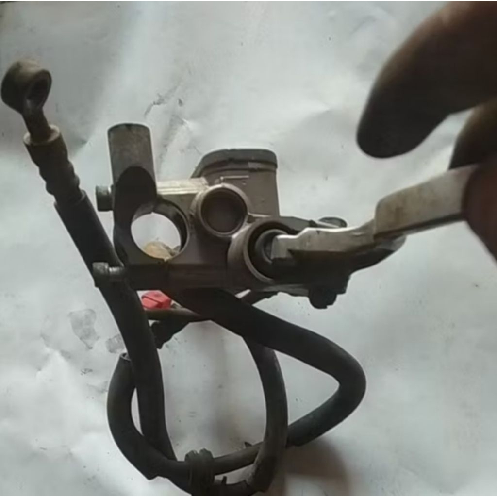 Master rem cakram komplit selang kabel cakram Yamaha Jupiter Burhan, Mio sporty, Mio soul, Jupiter r