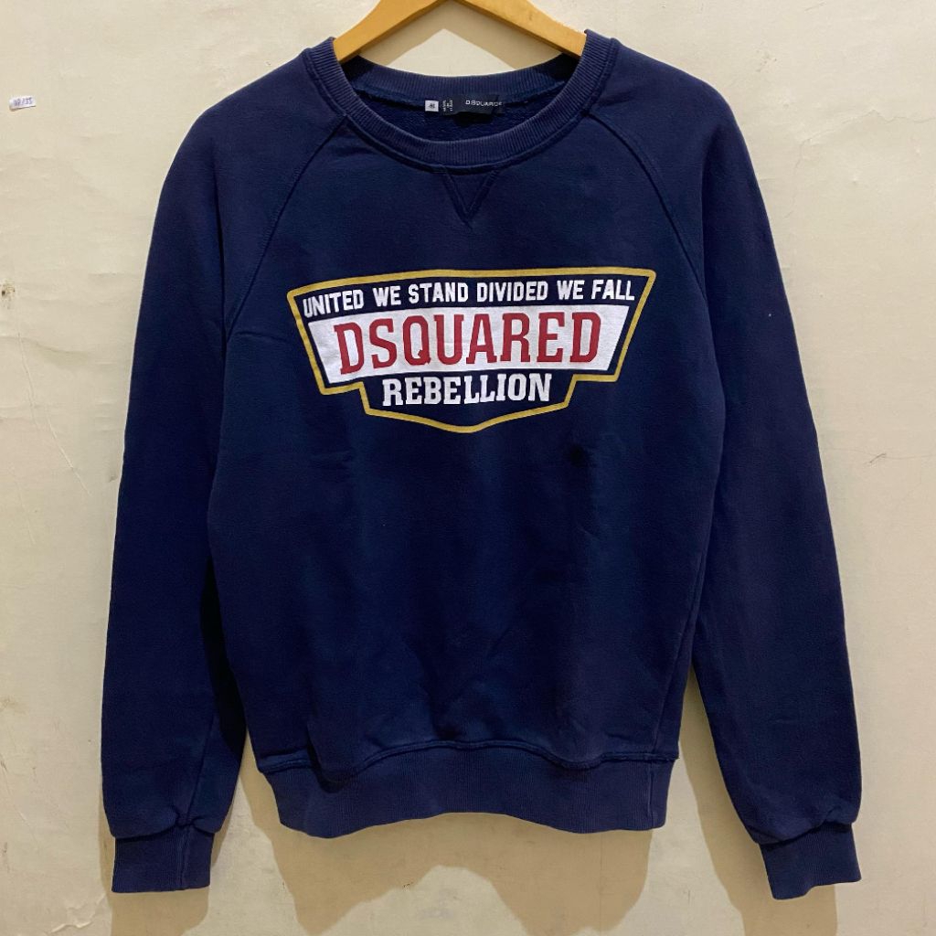 Crewneck sweatshirt Dsquared original made in Italy second Bekas murah. jual crewneck Dsquared 2 ori