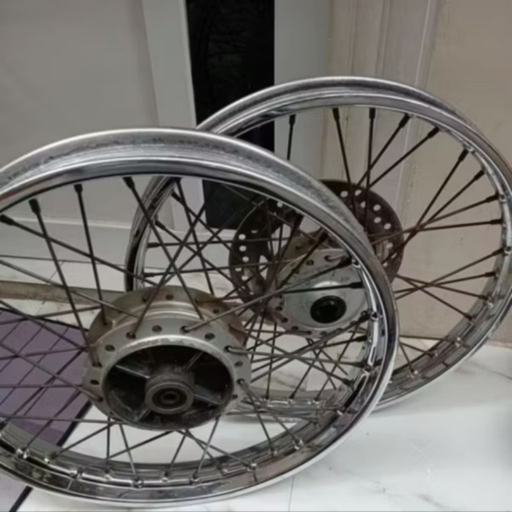 Pelek velg 1set depan belakang motor Supra 125 Karisma Revo kirana Original Lepasan