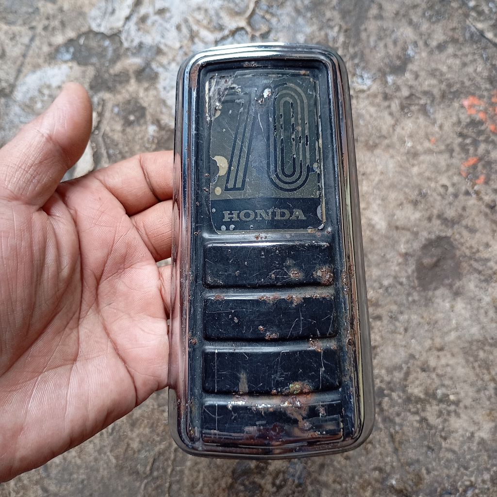 Emblem dasi C70 ori copotan