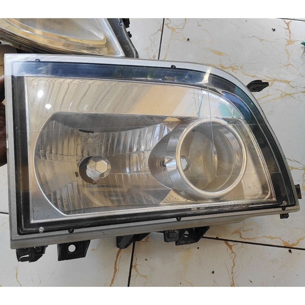 headlamp lampu depan isuzu elf new original