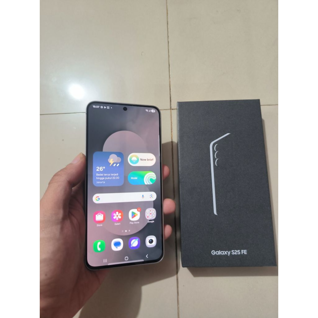 Samsung S25 FE 8/256GB Fullset Mulus Second