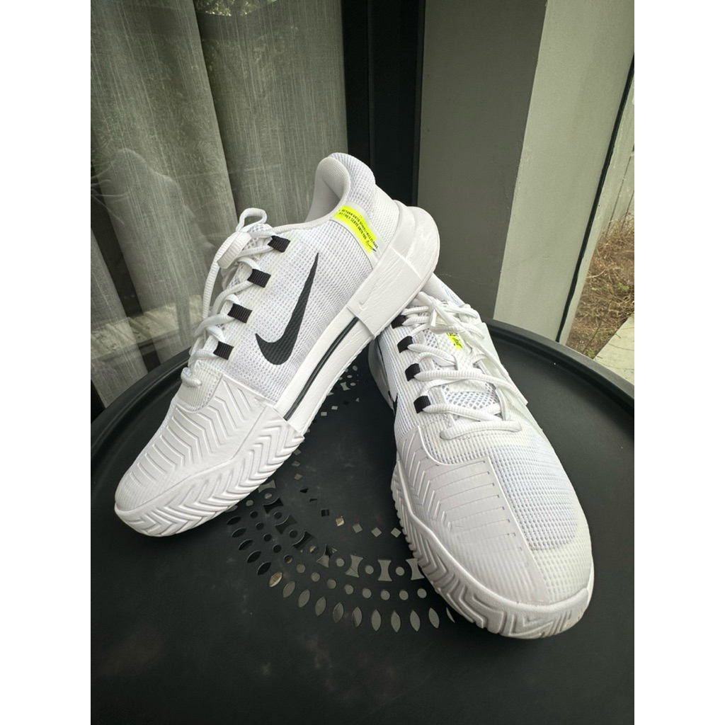 Sepatu Tenis Pria Nike Zoom GP Challenge 1 Second