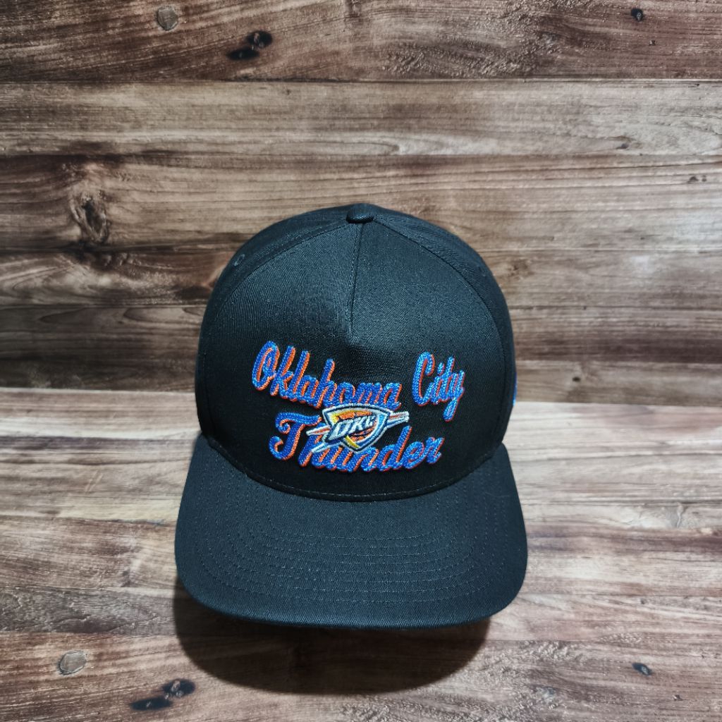 topi Aframe new era Oklama city thunder logo black