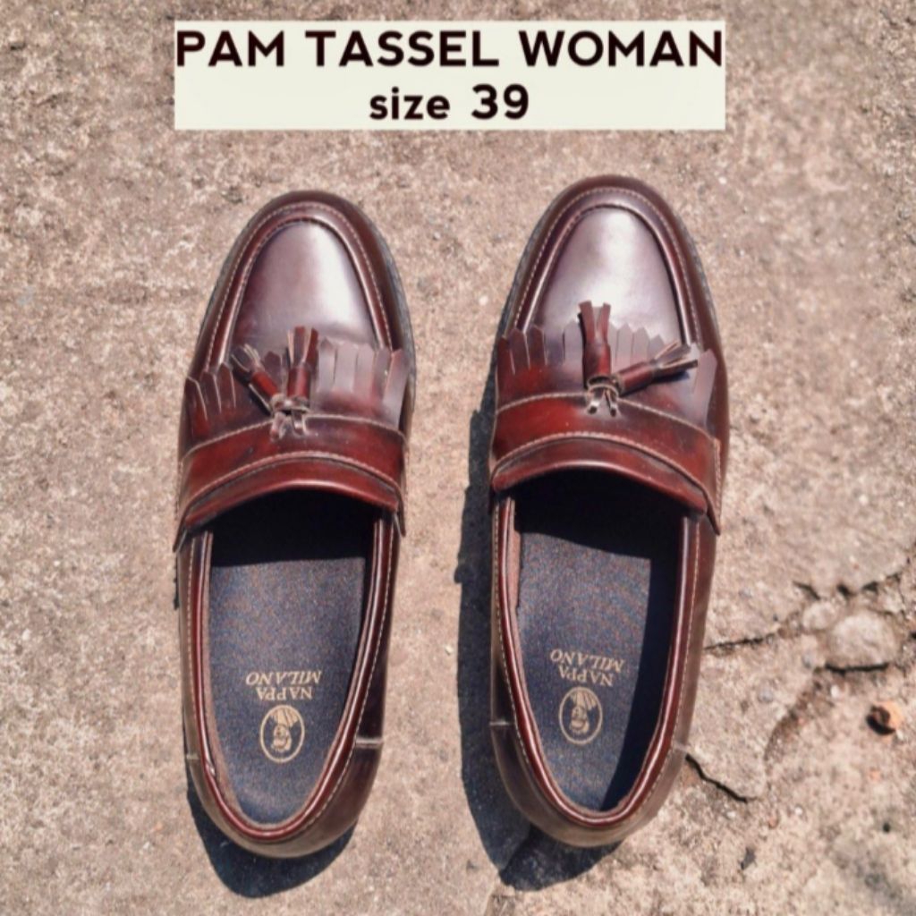 Preloved Nappa Milano pam tassel