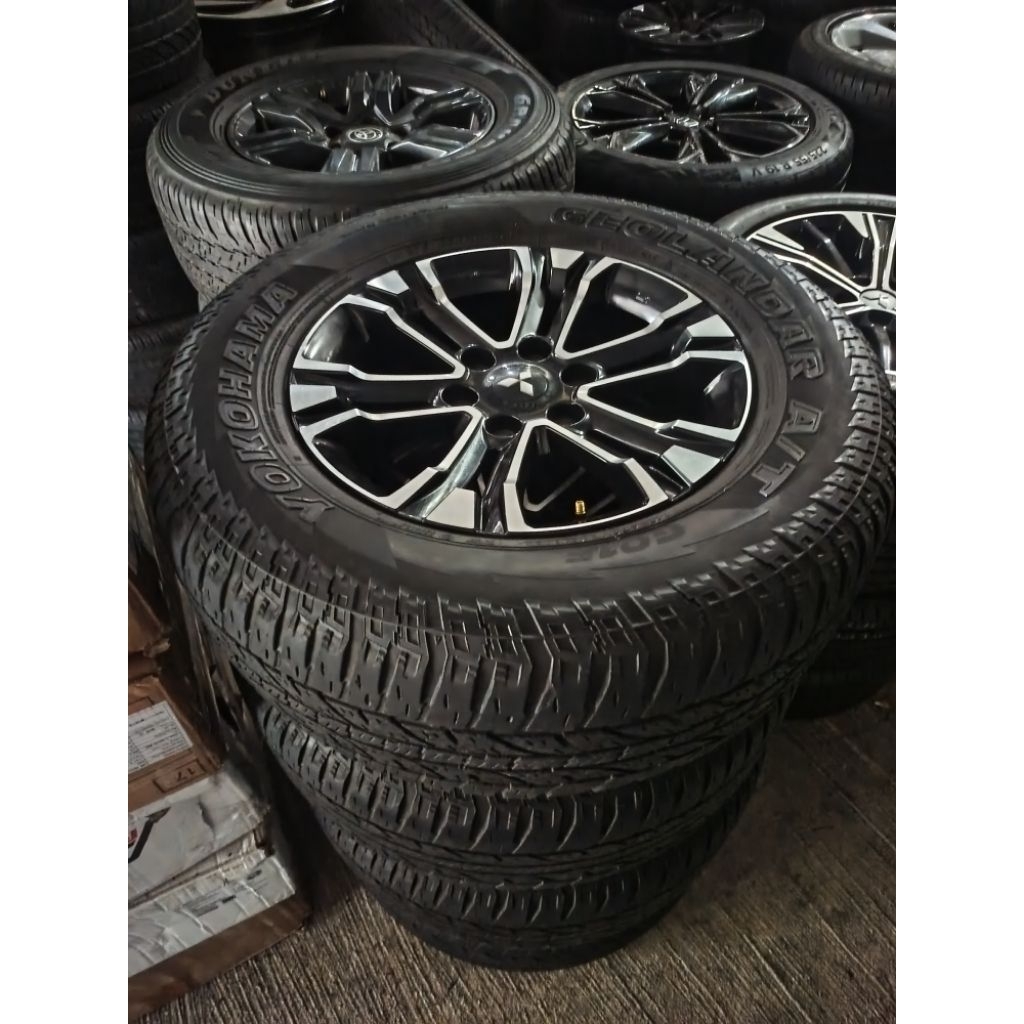 velg pajero rockford pcd 6x139 R18 original + ban.