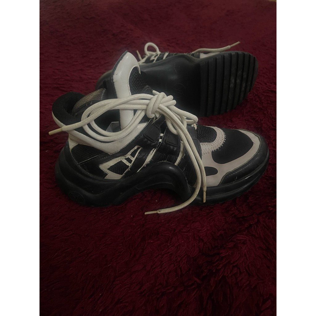 Sepatu Louis Vuitton Cewek Seken Original