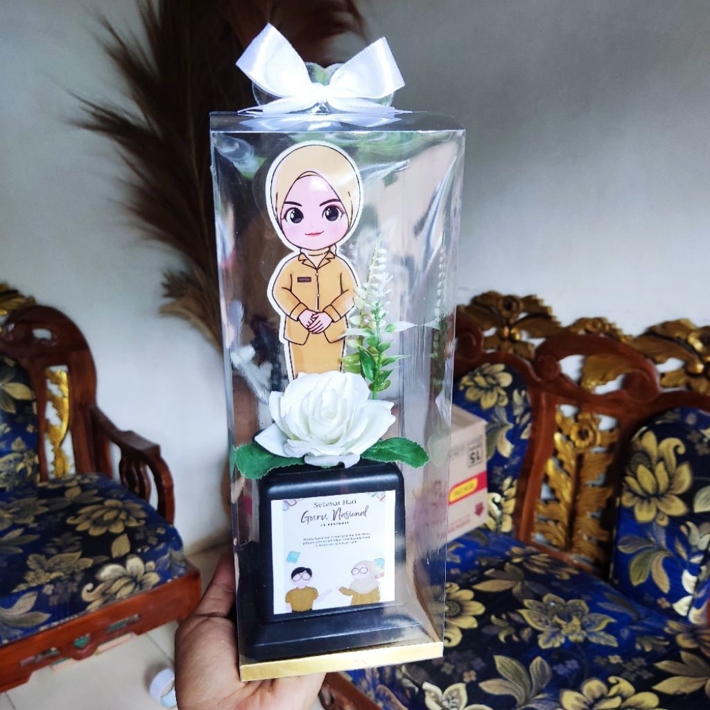 Plakat akrilik/ piala akrilik/ plakat hari guru/ piala hari guru