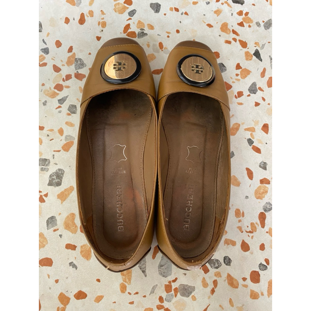 Preloved - Buccheri Flat Shoes