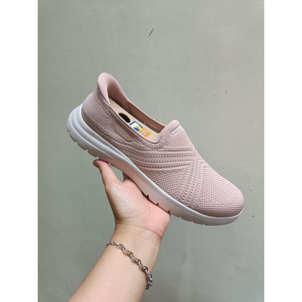 SKECHERS ON THE GO FLEX