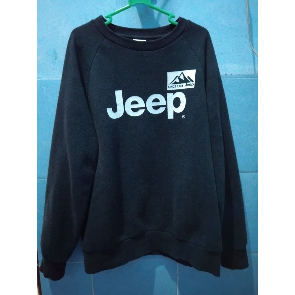 crewneck jaket cn jeep hitam XL second preloved