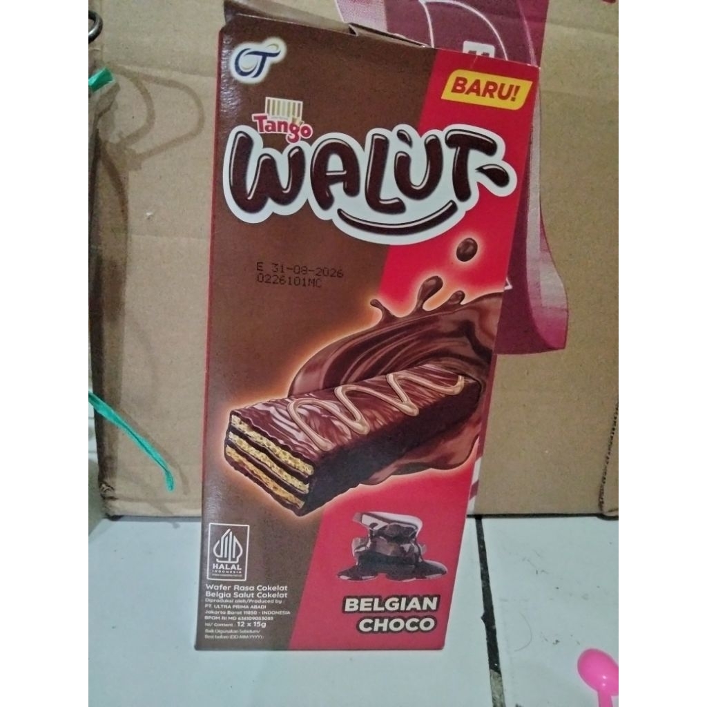 tanggo wallut rasa belgian coklat