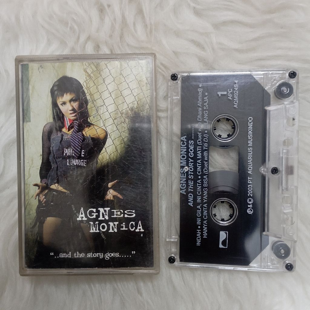 Kaset Pita Agnes Monica