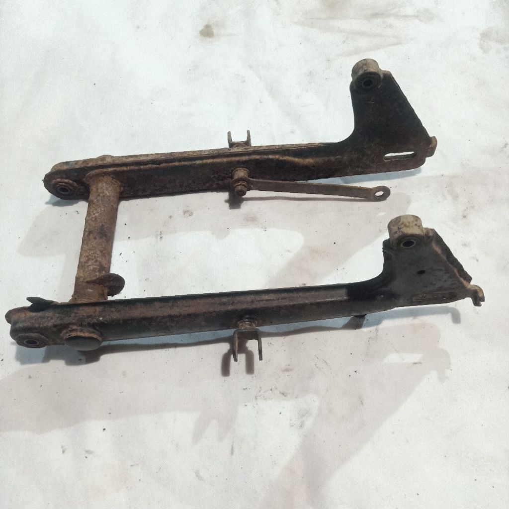 swing arm swingarm Siam lengan ayun Supit Yamaha l2sn l2super l2 super Oryginal second bekas