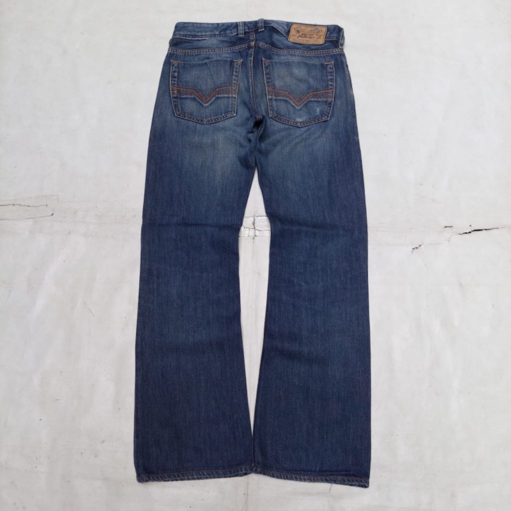 Celana jeans pria, Diesel, Zatiny