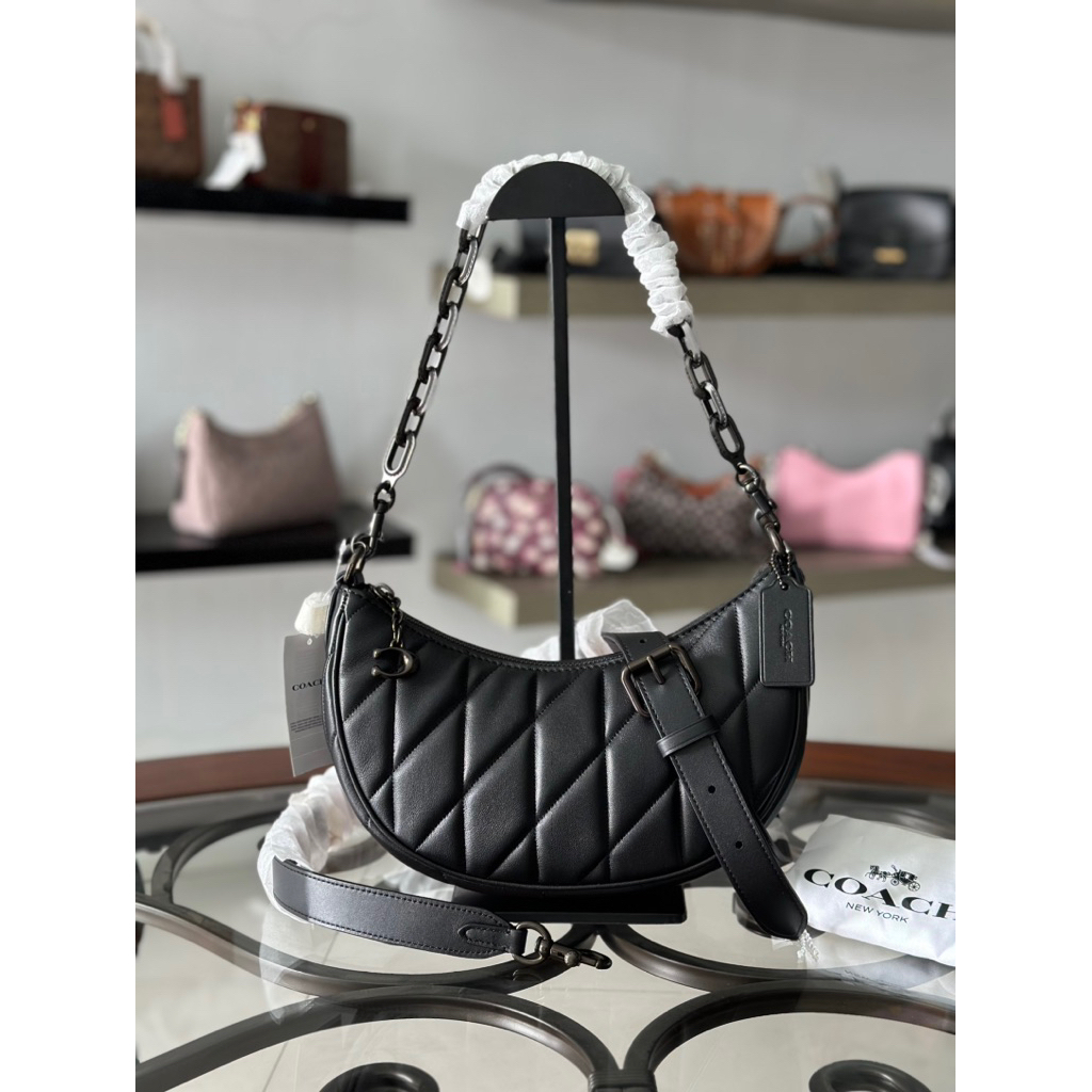 QUILTED LEATHER MIRA SHOULDER BAG BLACK