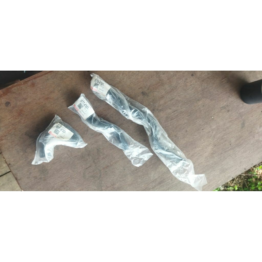 Paket 2 Macam Selang Oil Cooler & 1 Macam Selang By Pass Daihatsu Taft