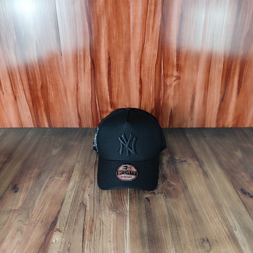 Topi Baseball NY Full Black