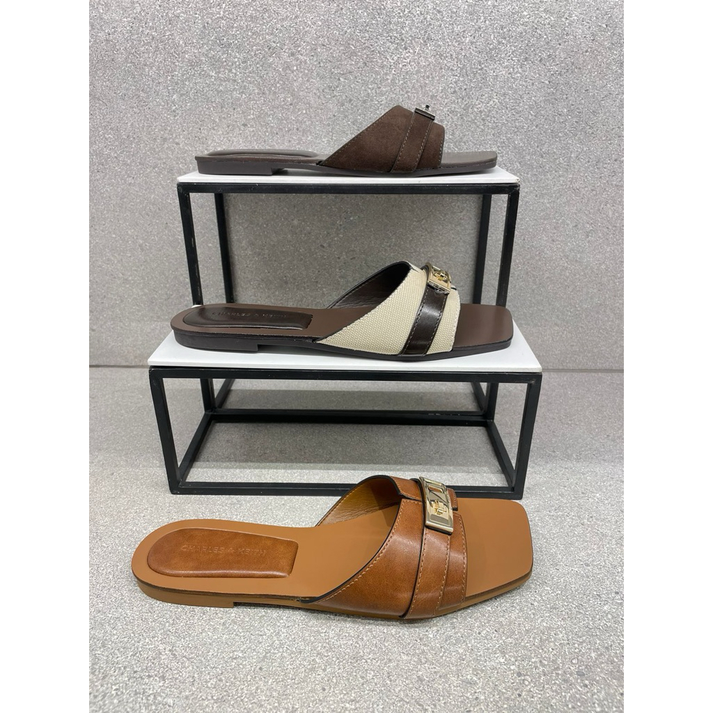 Sandal Wanita Flat Charles&keith Original