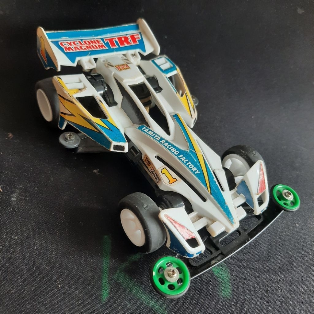 cyclone magnum trf original tamiya