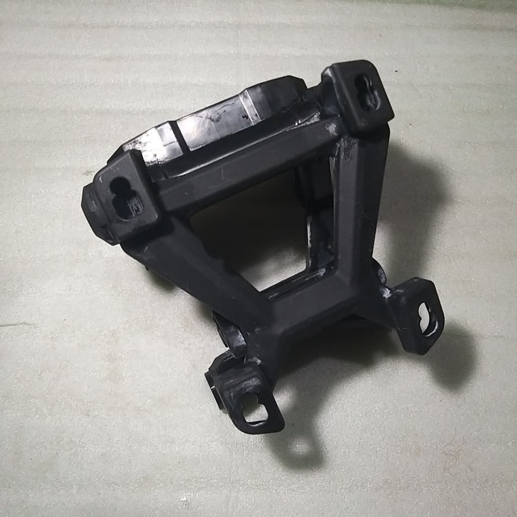 Dudukan Bracket Visor Link Assy Screen Honda ADV 150 ADV 160 Original