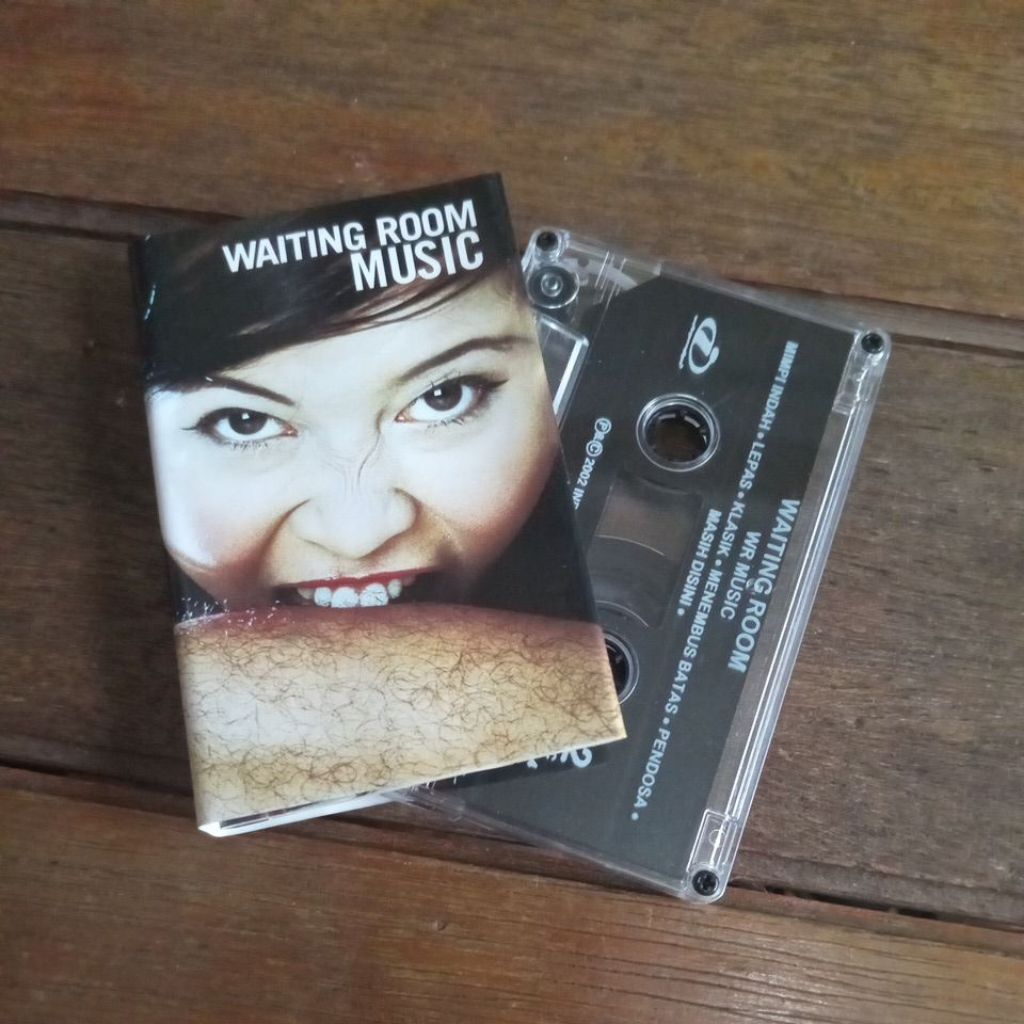 Kaset Waiting Room Music/2002 independen records mulus