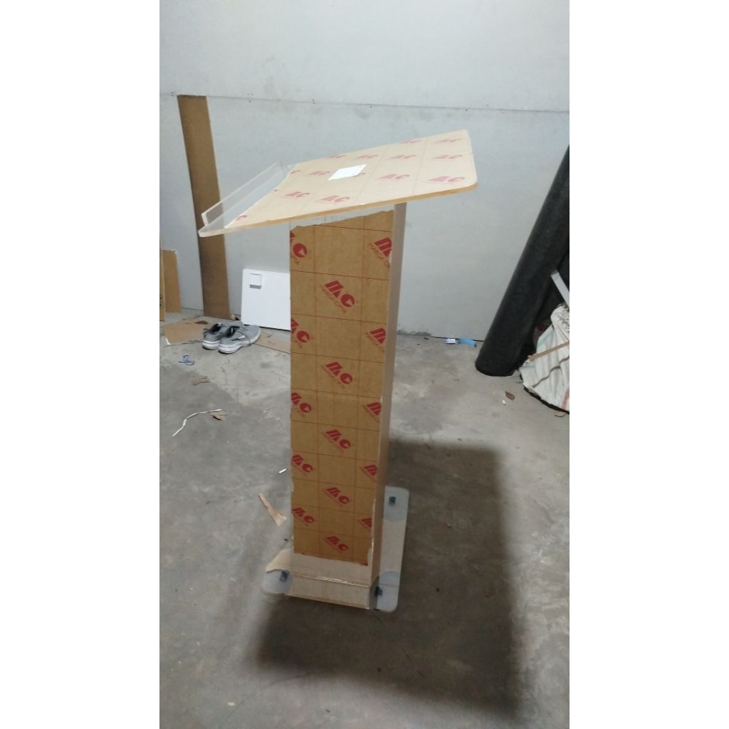 podium akrilik/ mimbar