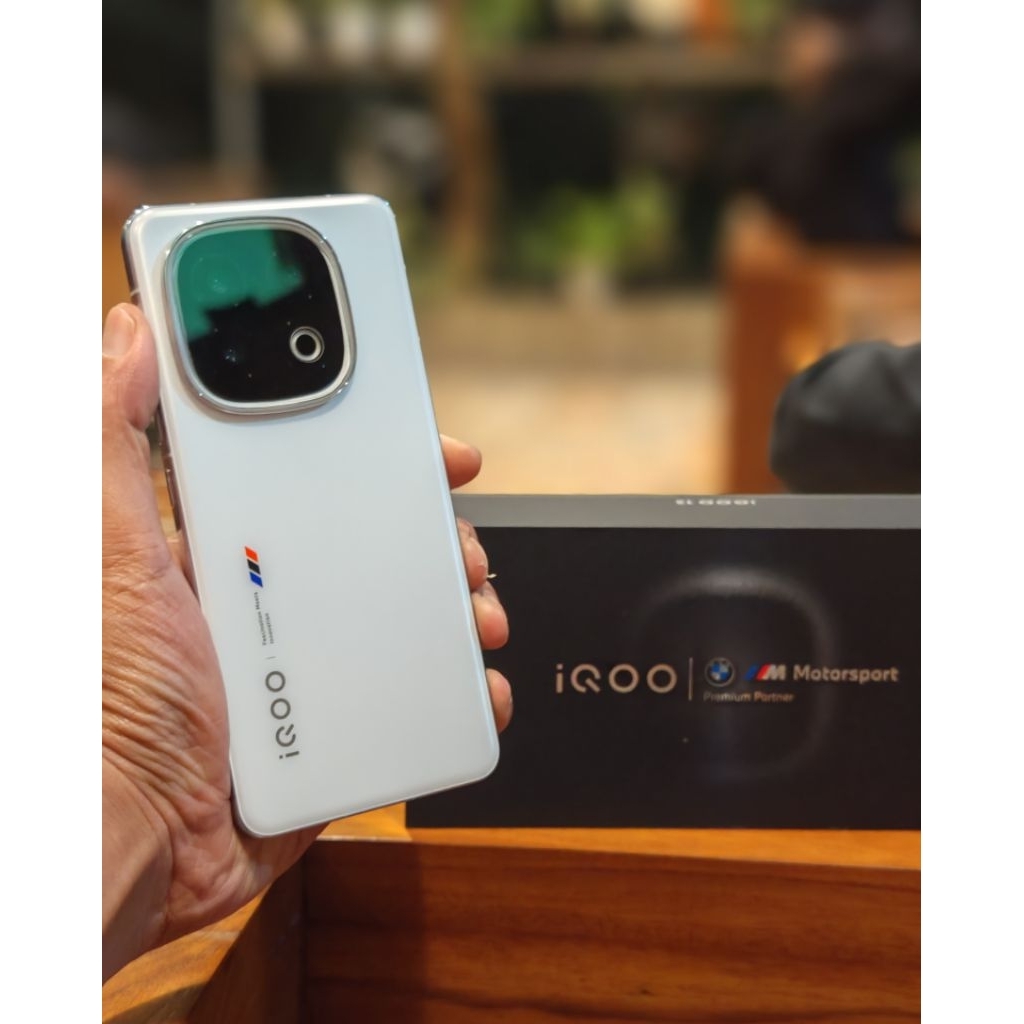 IQoo 13 5G 16/512 GB Fullset Original Resmi